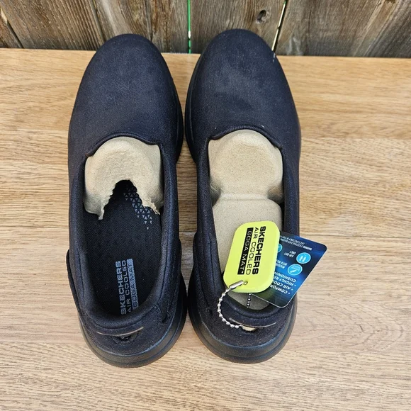 Skechers Womens  Black and Tan Slip-On Loafers Size 9.5 - Picture 13 of 16